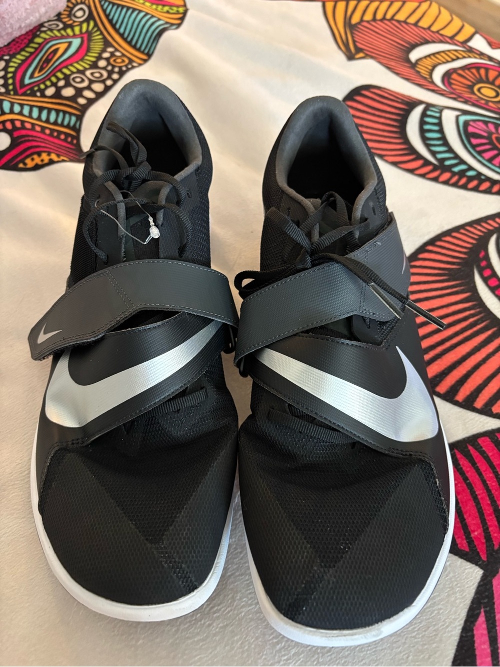 Nike Men’s Black and Silver Jump Track & Field Training Sneakers Sz 12